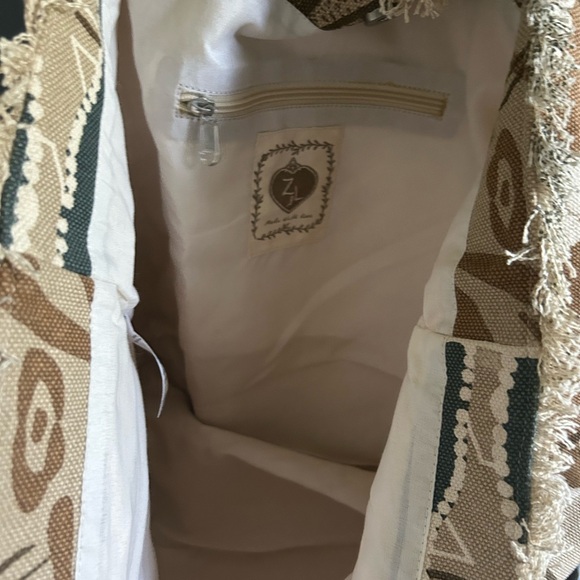 Artisan Fringed Tote Bag - Brown and Cream - Picture 5 of 11